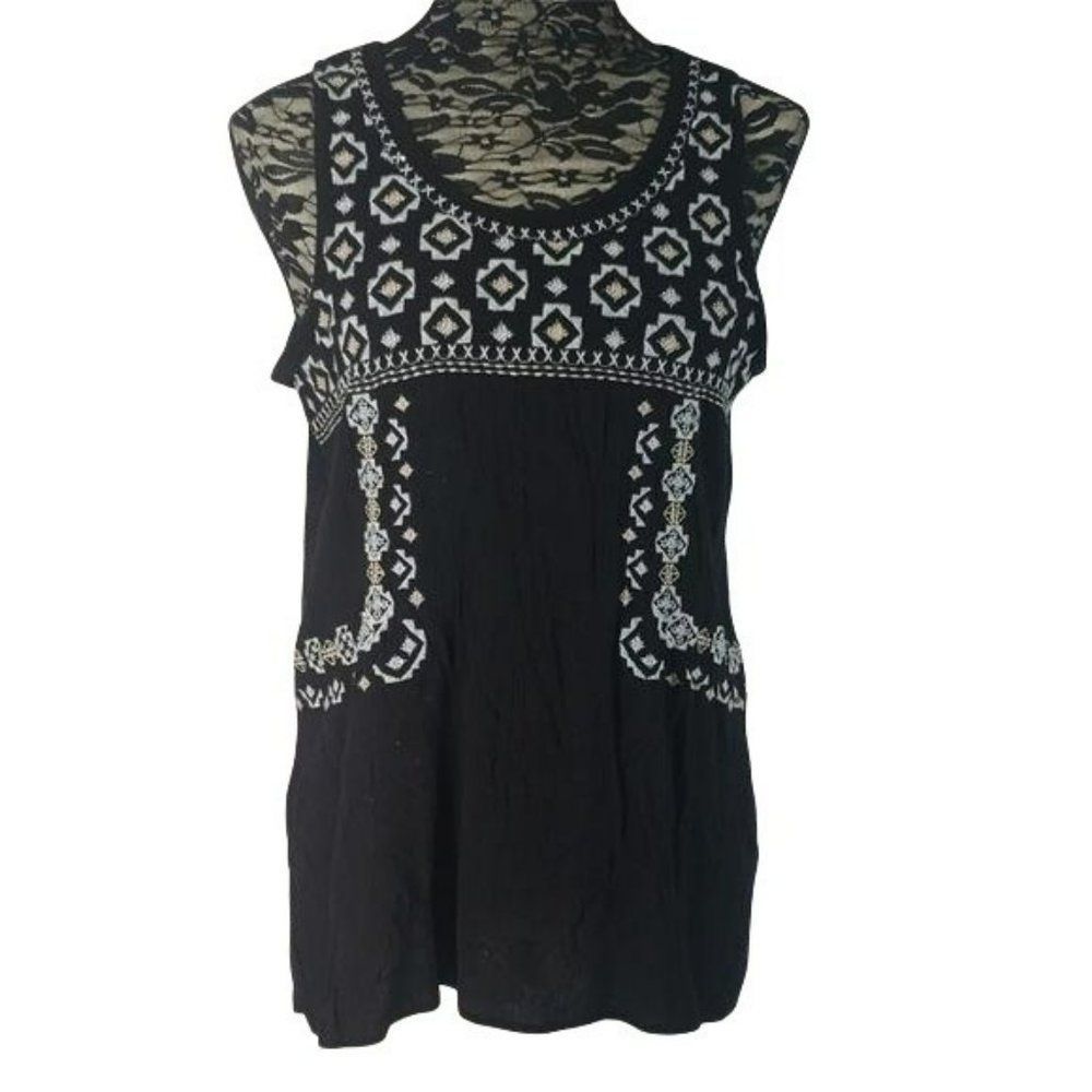 Faded Glory Black Embroidered Sleeveless Gauze Top Button Back Size‎ L 12-14